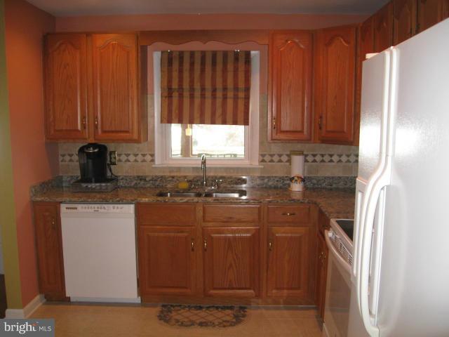 2798 Bachman Road Manchester, MD 21102 - Photo 7 of 17 Kitchen