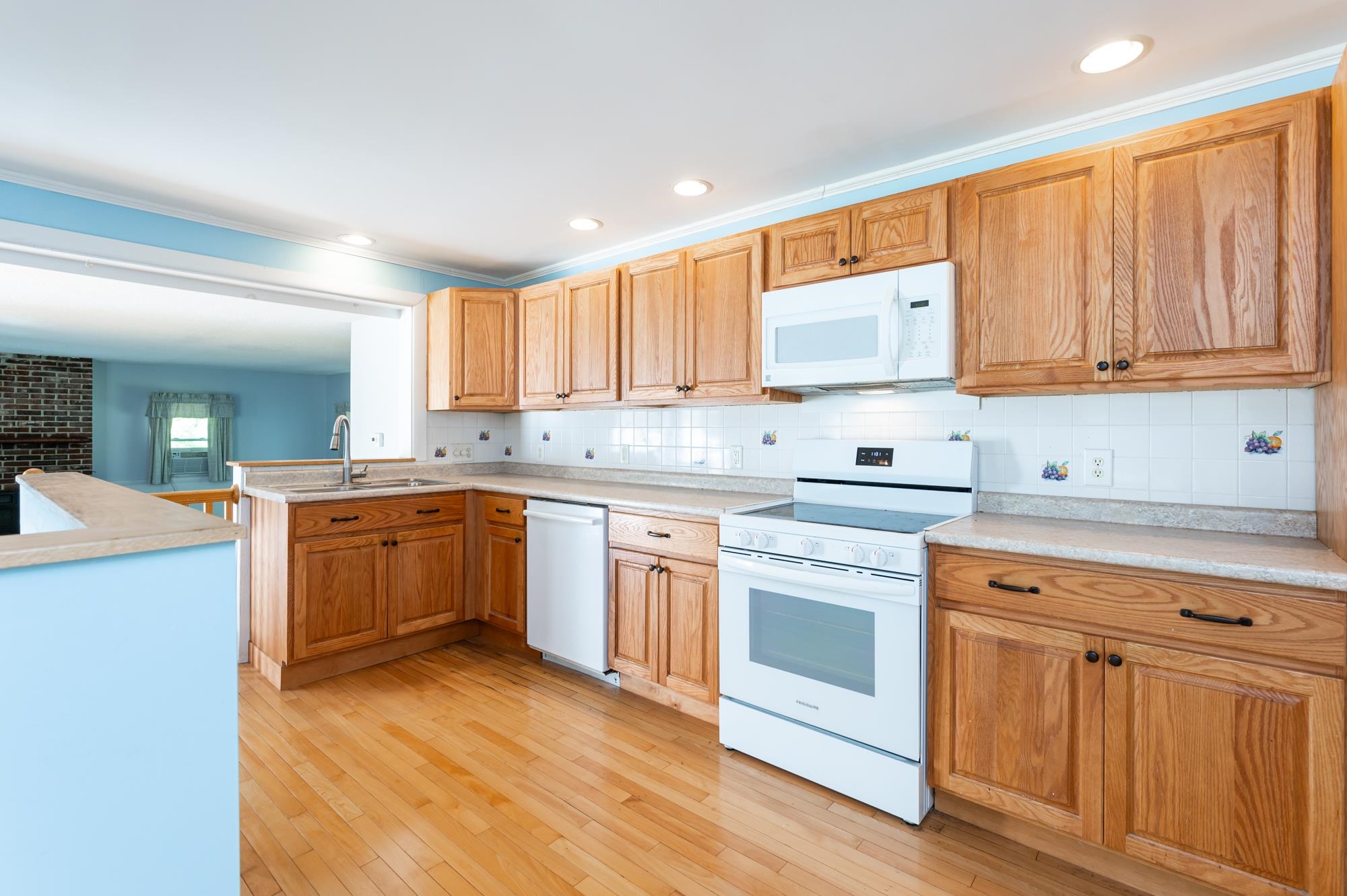 5 Dartmouth Lane Rochester, NH 03867 - Photo 7 of 48 Gallery Image 7