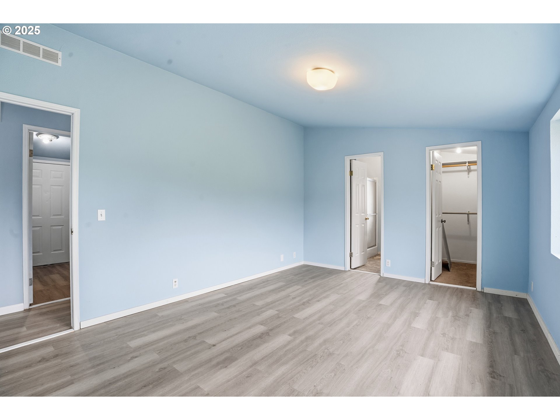 2154 Oregon Street, Unit 129 St. Helens, OR 97051 - Photo 13 of 25 Primary Bedroom