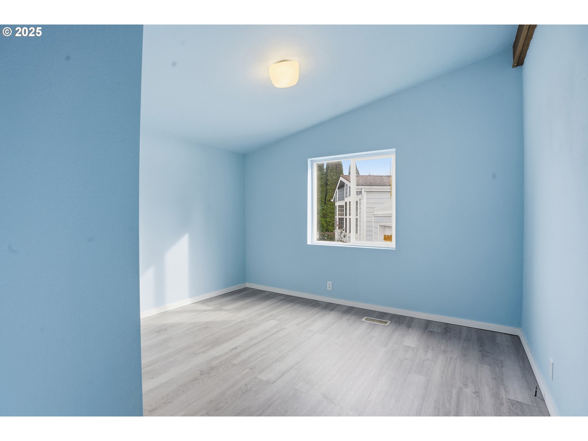 2154 Oregon Street, Unit 129 St. Helens, OR 97051 - Photo 18 of 25 Bedroom