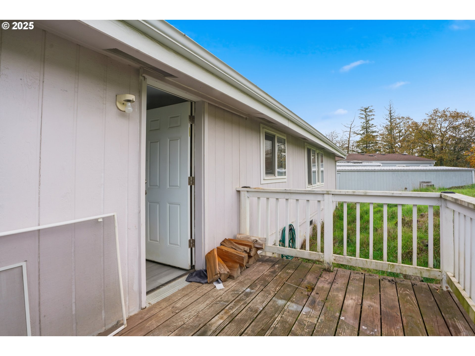 2154 Oregon Street, Unit 129 St. Helens, OR 97051 - Photo 19 of 25 Deck