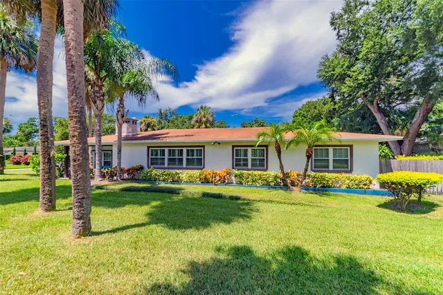 $10,000 | 4201 West Dale Avenue, Tampa, FL 33609