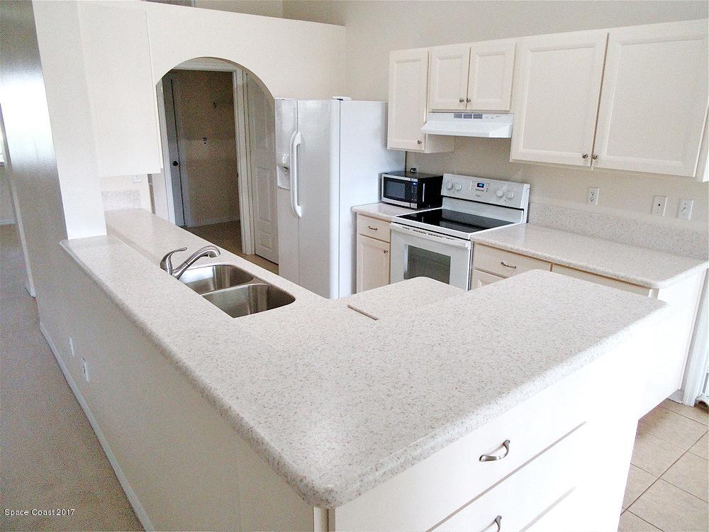880 Evergreen Place Rockledge, FL 32955 - Photo 3 of 26 880Evergreen-Kitchen3