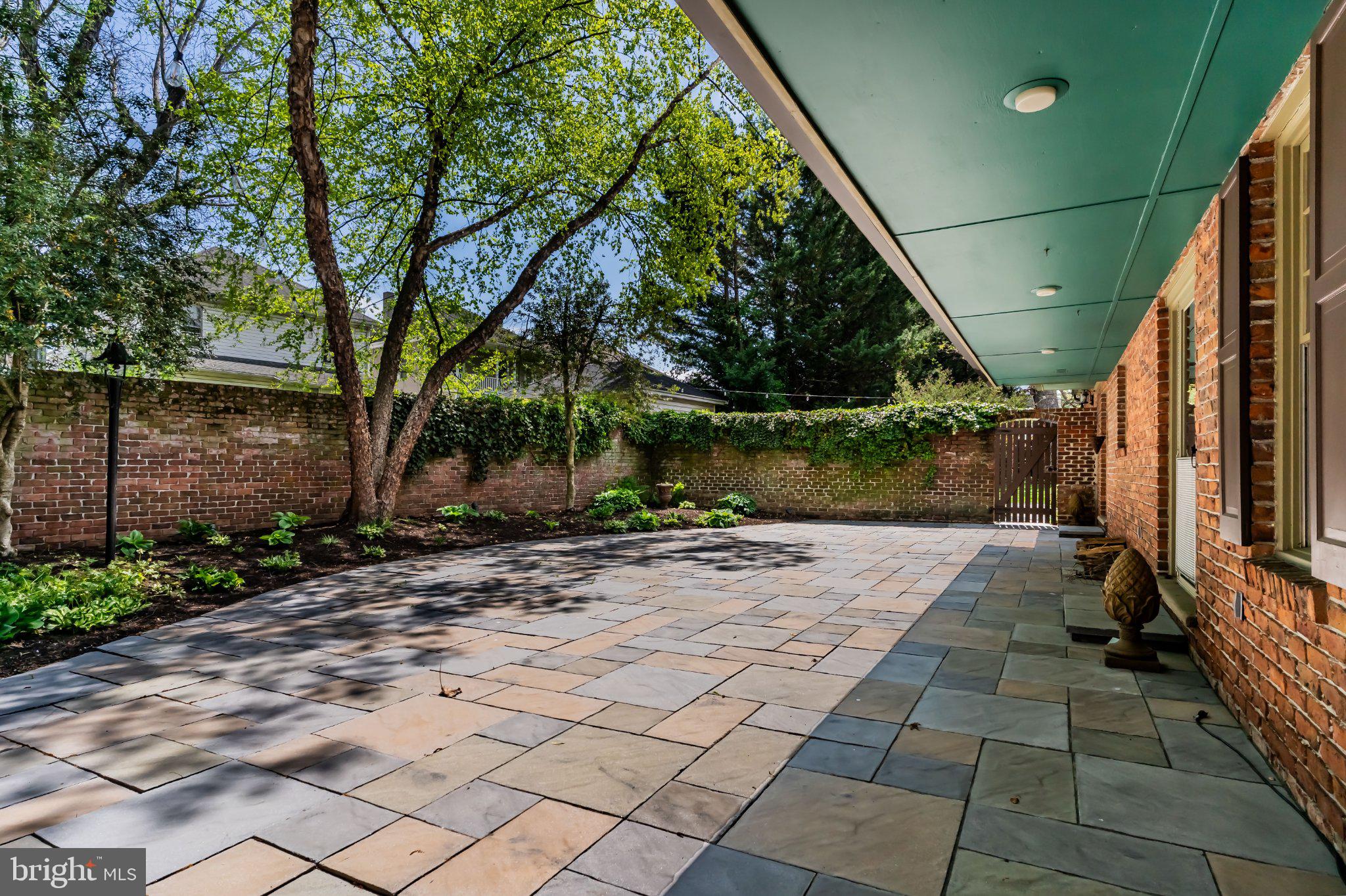 115 Kenwood Road Chambersburg, PA 17201 - Photo 42 of 74 Ideal for private relaxation & hosting!