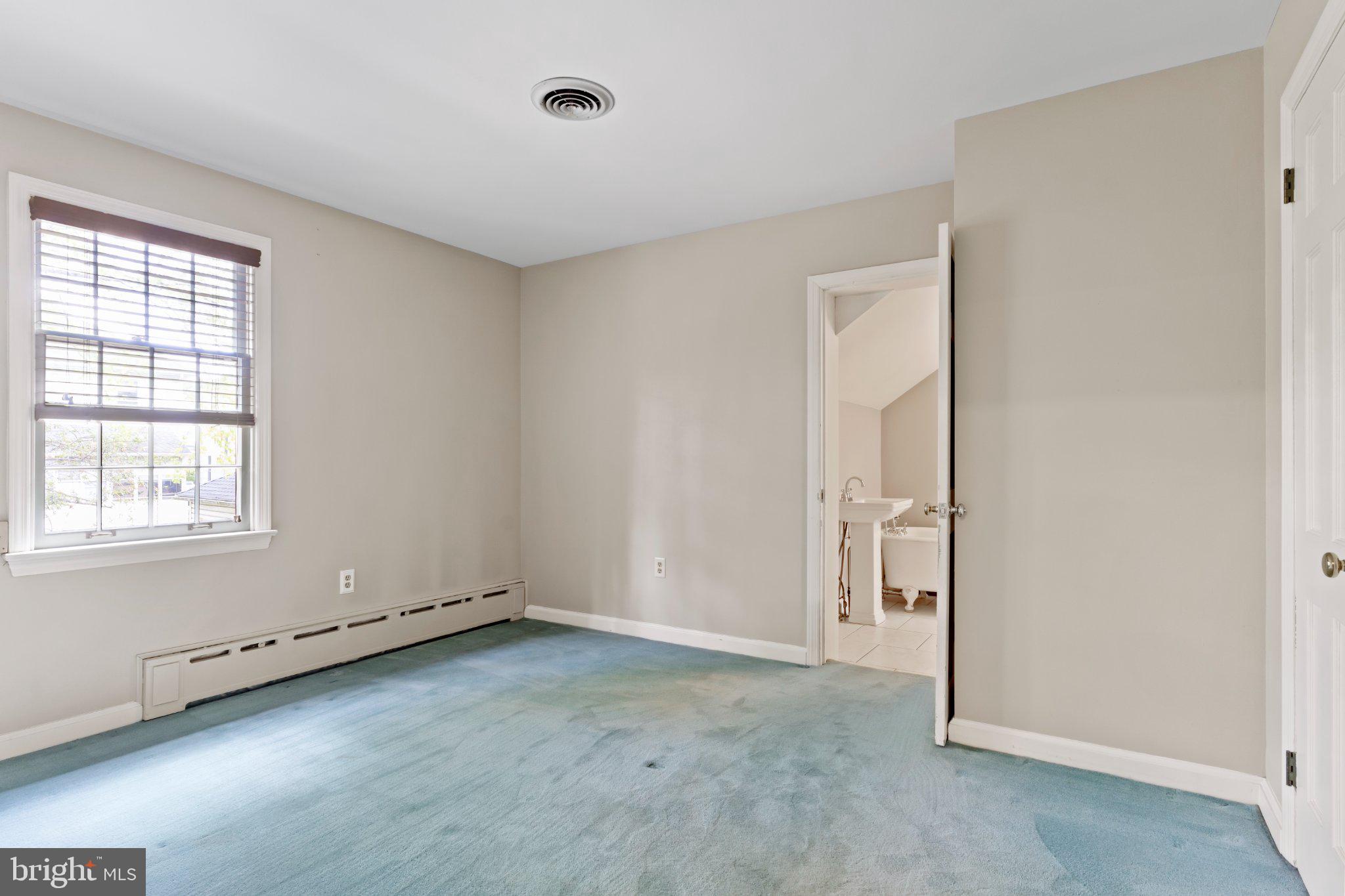 115 Kenwood Road Chambersburg, PA 17201 - Photo 57 of 74 an empty room with windows