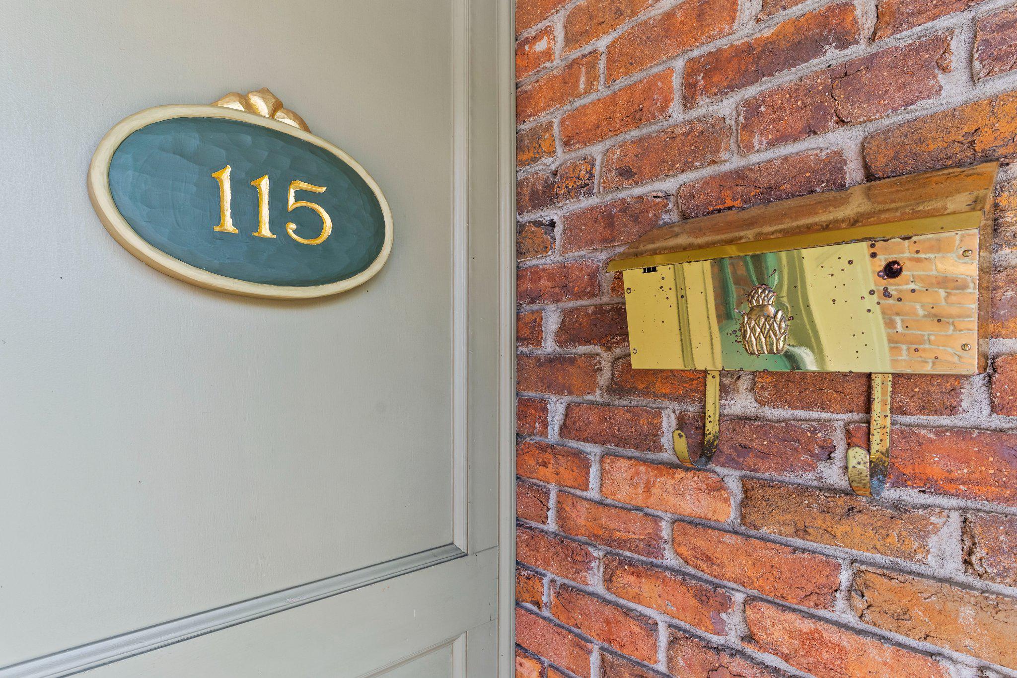 115 Kenwood Road Chambersburg, PA 17201 - Photo 9 of 74 Welcome Home to 115 Kenwood!