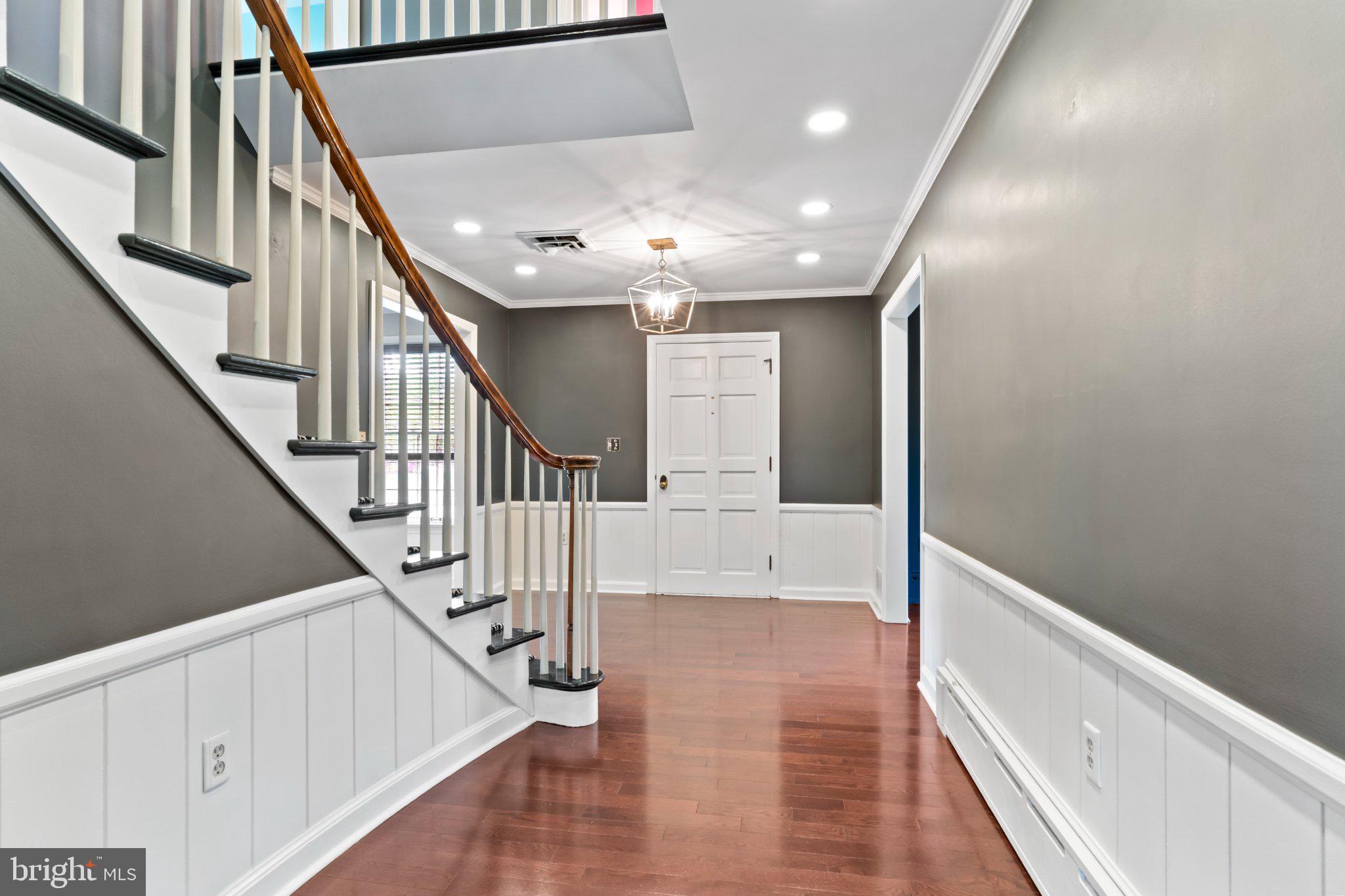 115 Kenwood Road Chambersburg, PA 17201 - Photo 10 of 74 a view of entryway