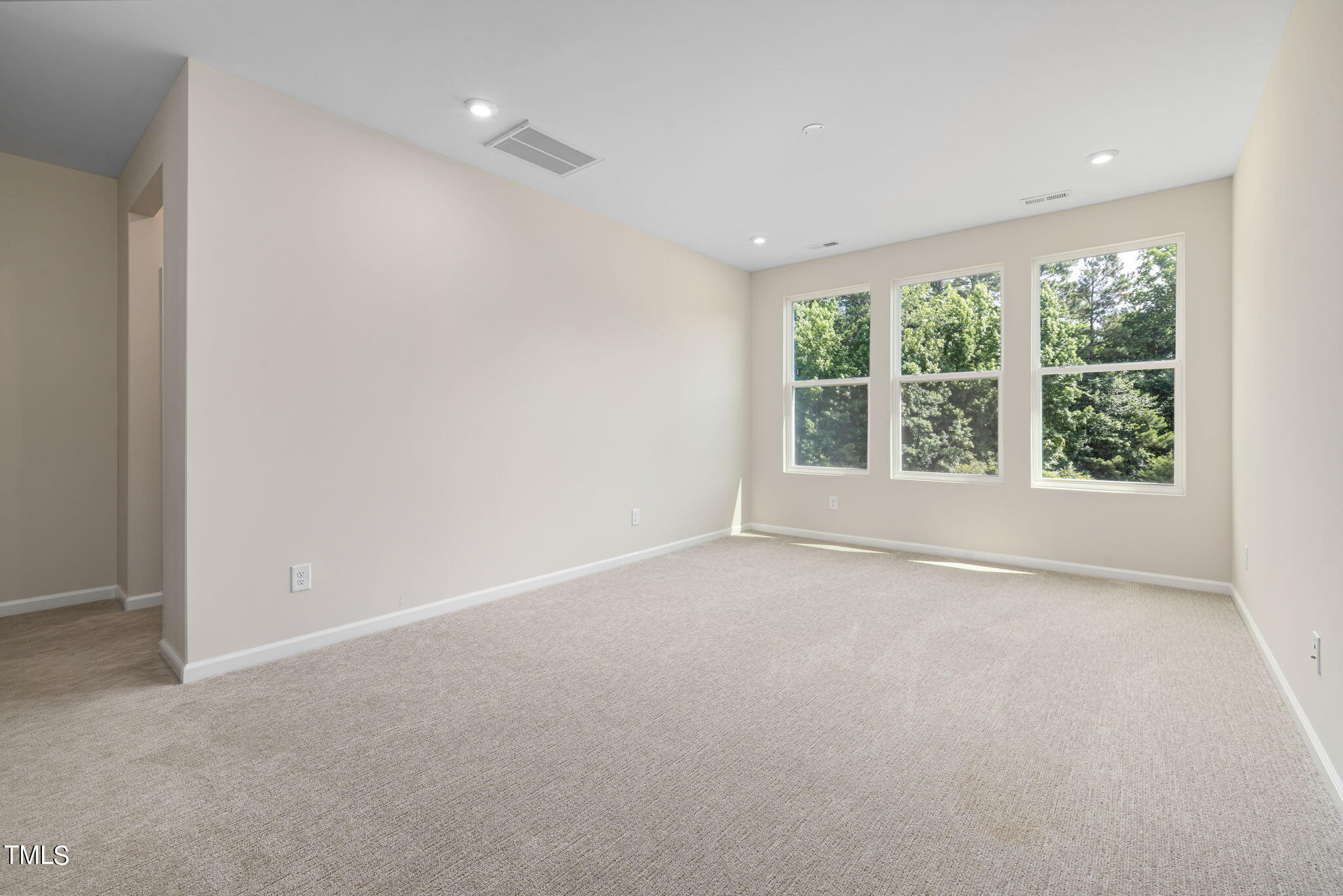5045 Glenmorgan Lane Raleigh, NC 27616 - Photo 18 of 36 30-web-or-mls-7K5A6497
