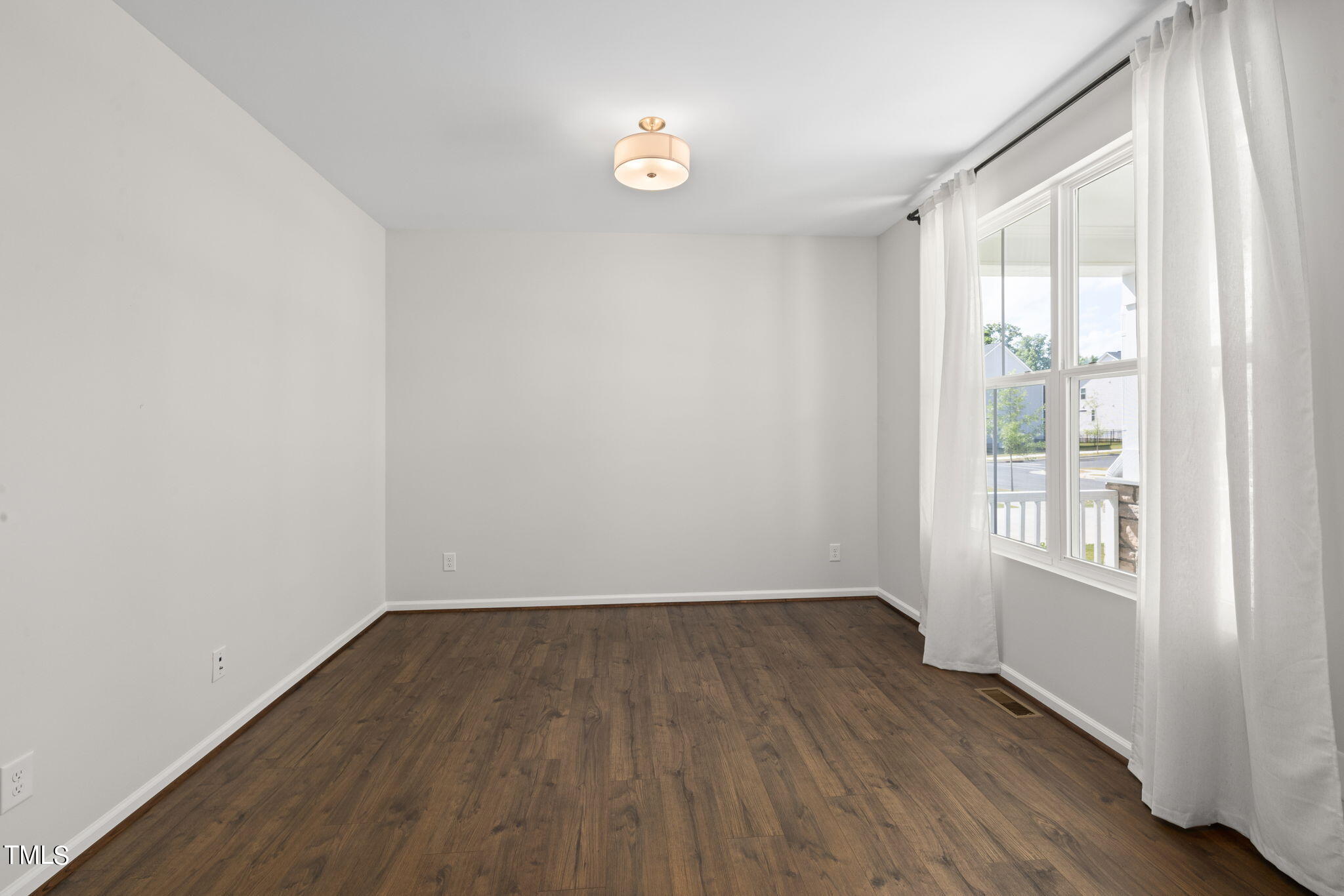 5045 Glenmorgan Lane Raleigh, NC 27616 - Photo 6 of 36 13-web-or-mls-7K5A6417