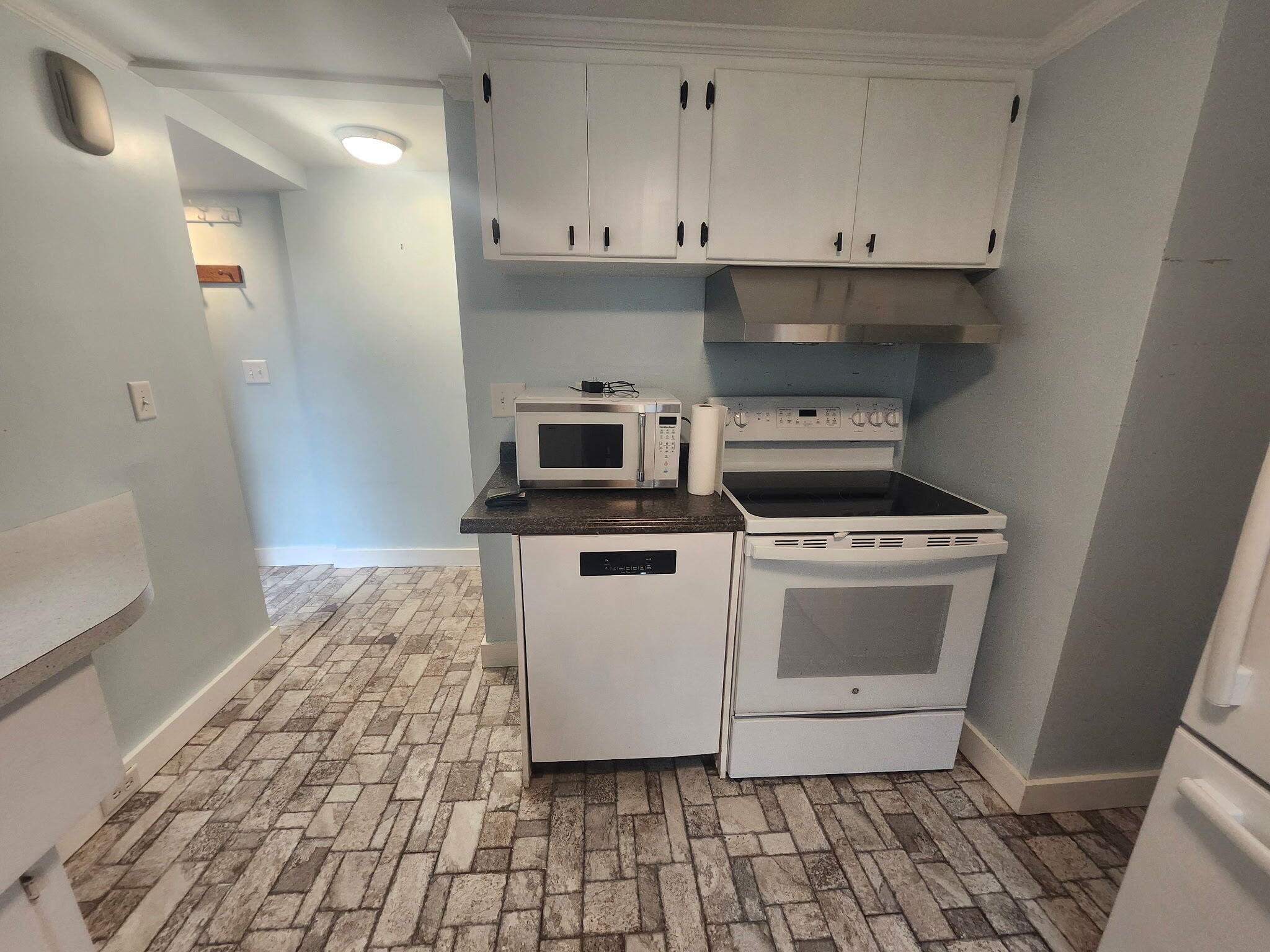 31 Ridgeway Avenue Sanford, ME 04073 - Photo 12 of 24 255672171037302578