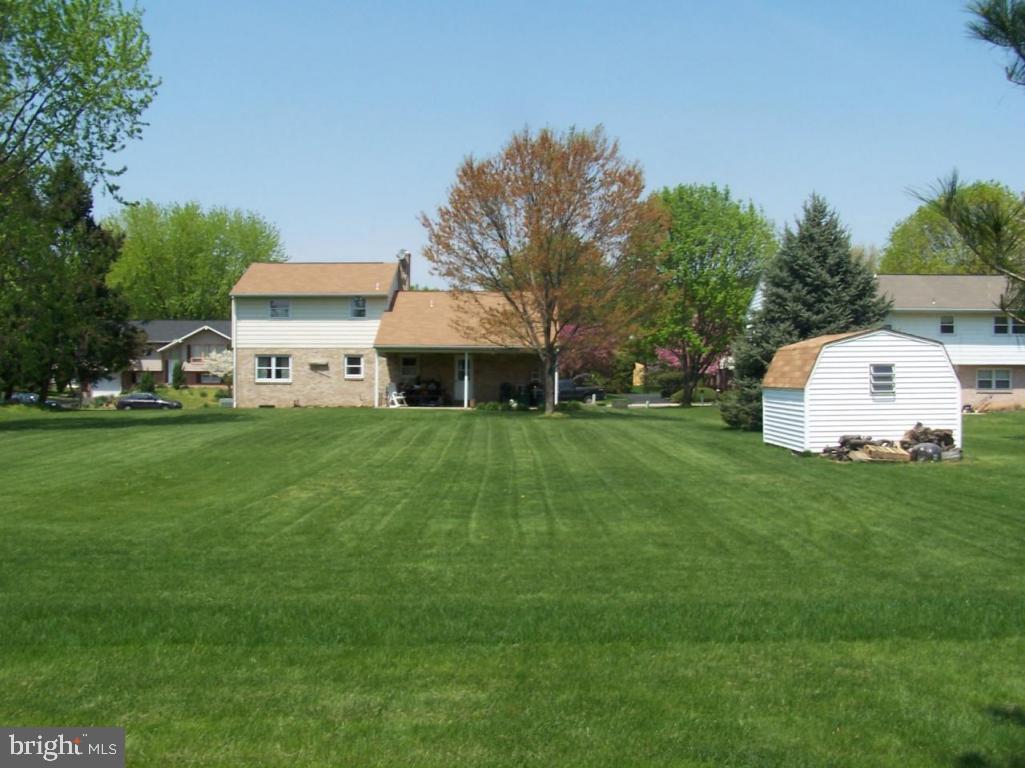 412 Candlewyck Road Lancaster, PA 17601 - Photo 3 of 14 Gallery Image 3