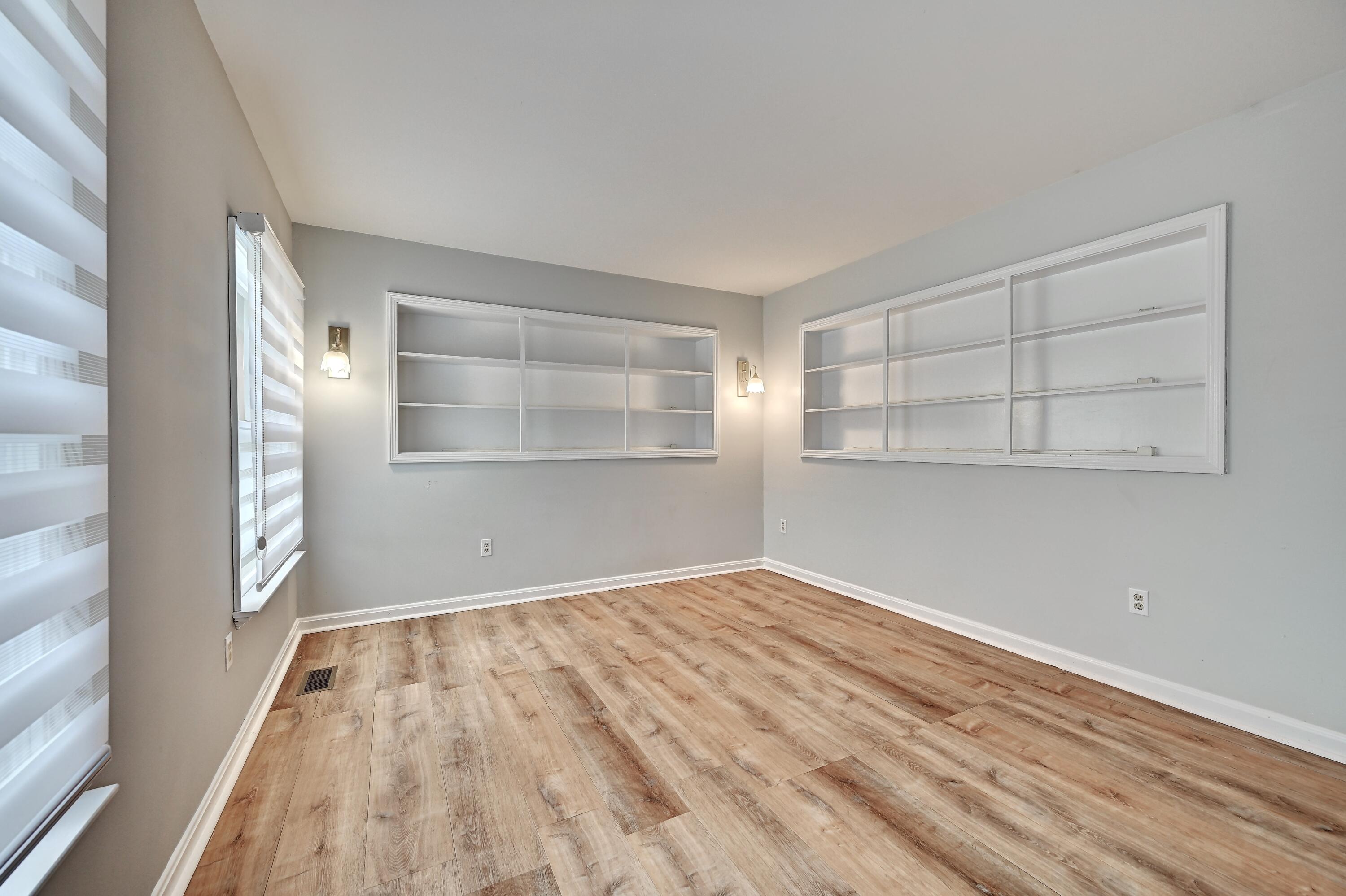 2232 Amsterdam Road Fort Mitchell, KY 41017 - Photo 11 of 36 DSC_5600_1_2_3_4Interior01