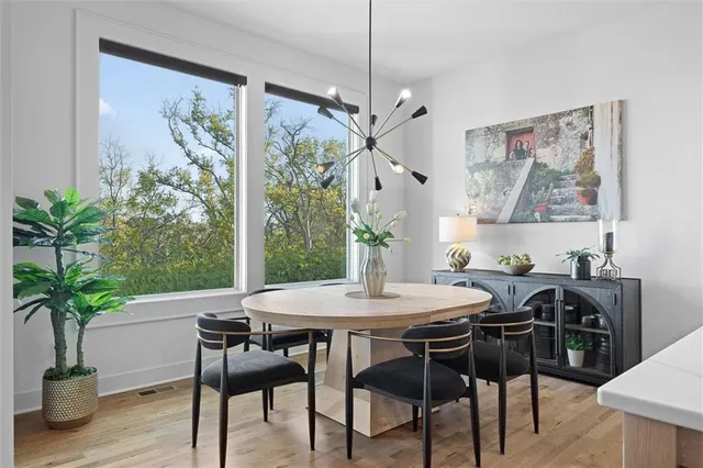 $915,000 | 8181 Valley Road, Lenexa, KS 66220