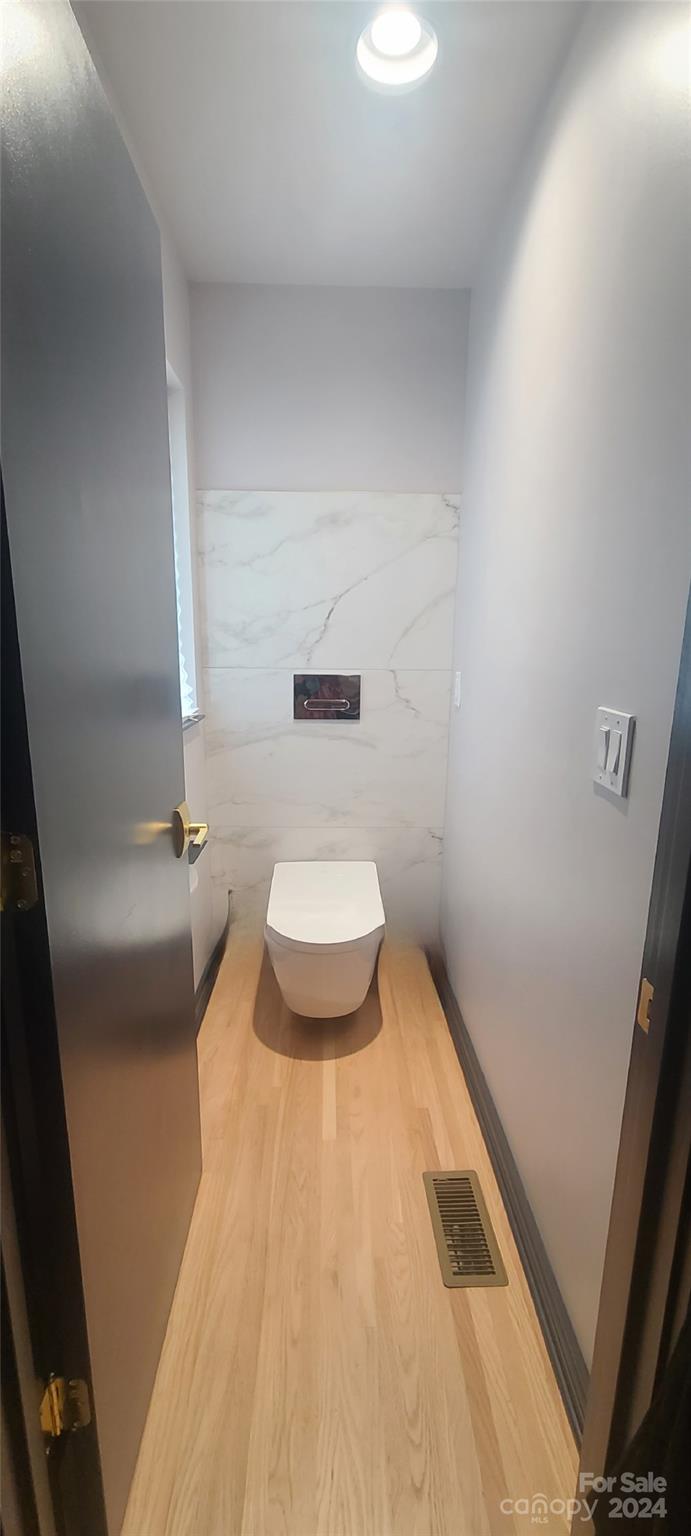 650 Fielding Road Charlotte, NC 28214 - Photo 20 of 37 Gallery Image 20