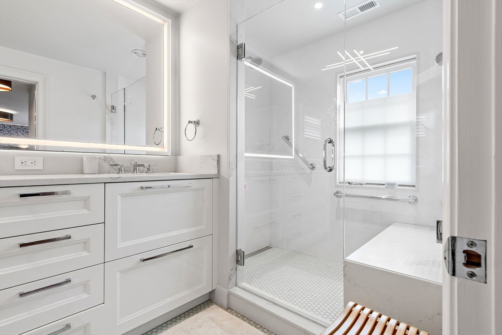 32 Pickwick Road Newton, MA 02465 - Photo 23 of 42