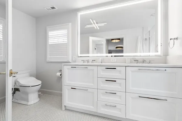 $3,875,000 | 32 Pickwick Road, Newton, MA 02465