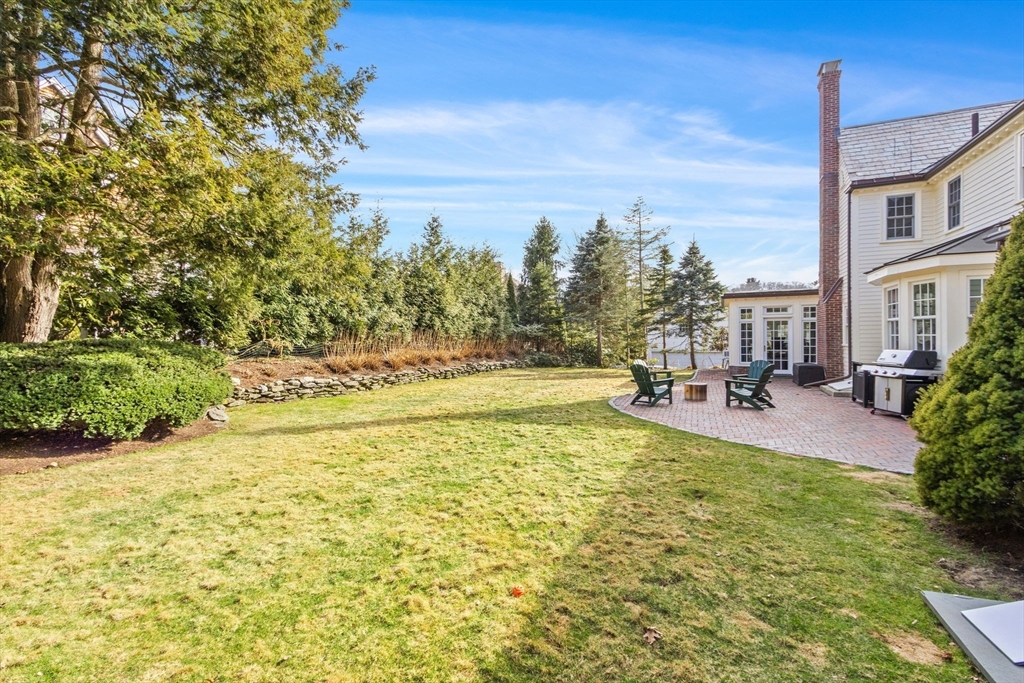 32 Pickwick Road Newton, MA 02465 - Photo 4 of 42