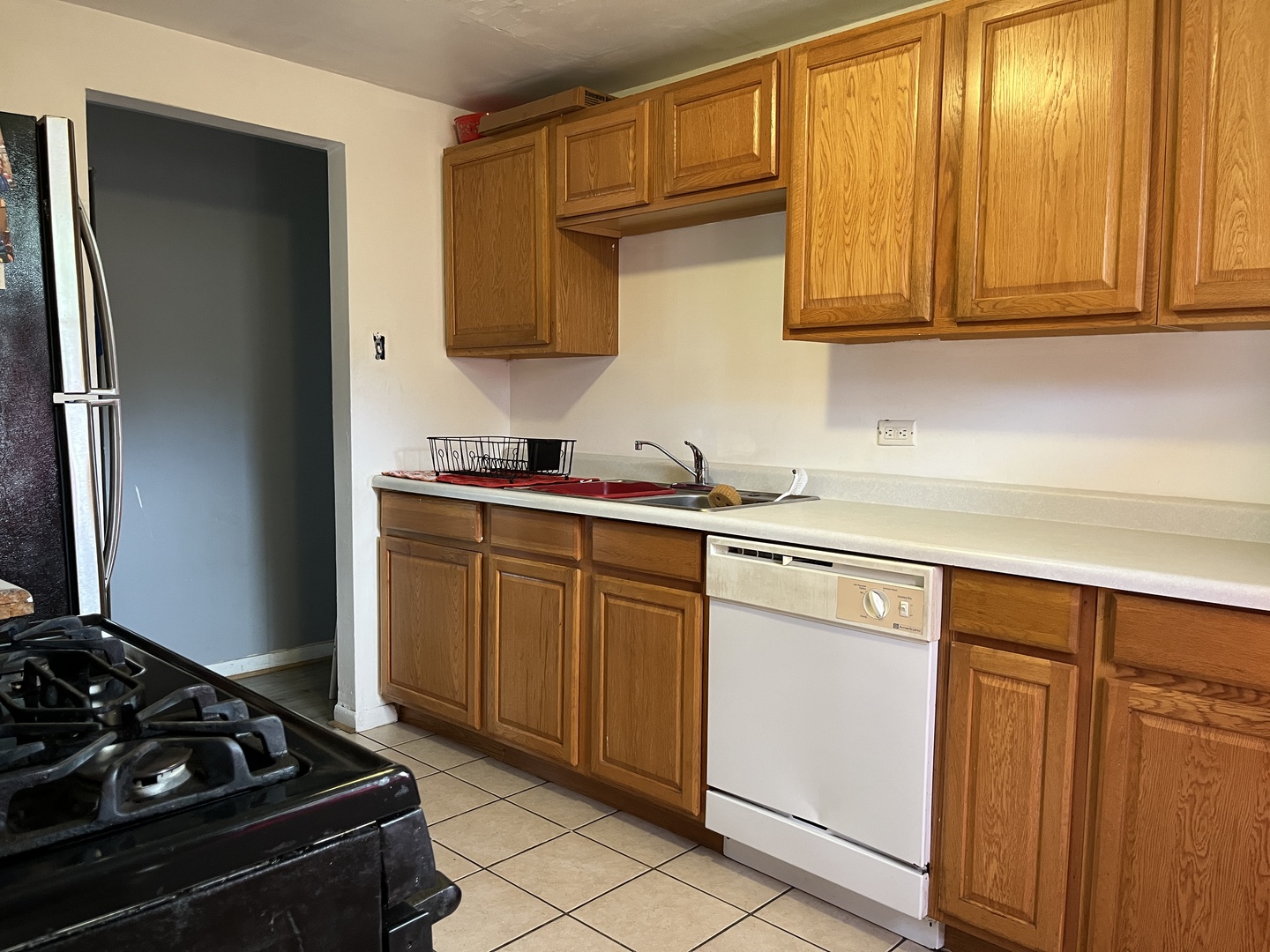 220 West Raye Drive Chicago Heights, IL 60411 - Photo 7 of 21