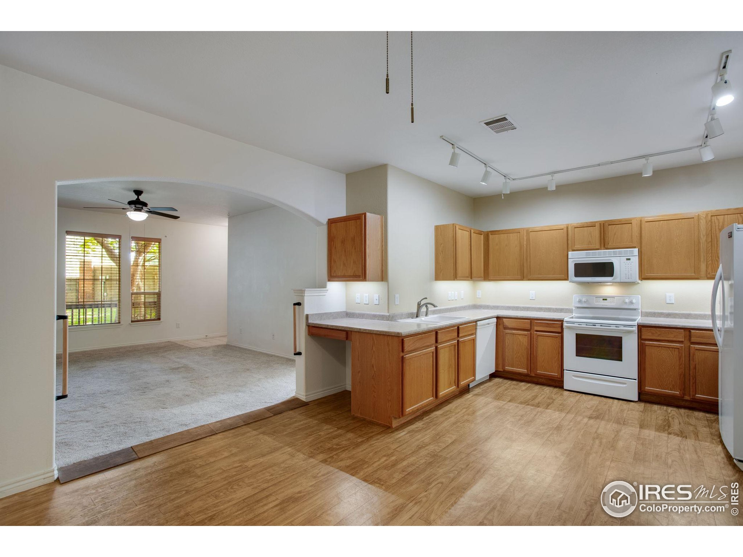 4672 West 20th Street Road, Unit 1311 Greeley, CO 80634 - Photo 9 of 18