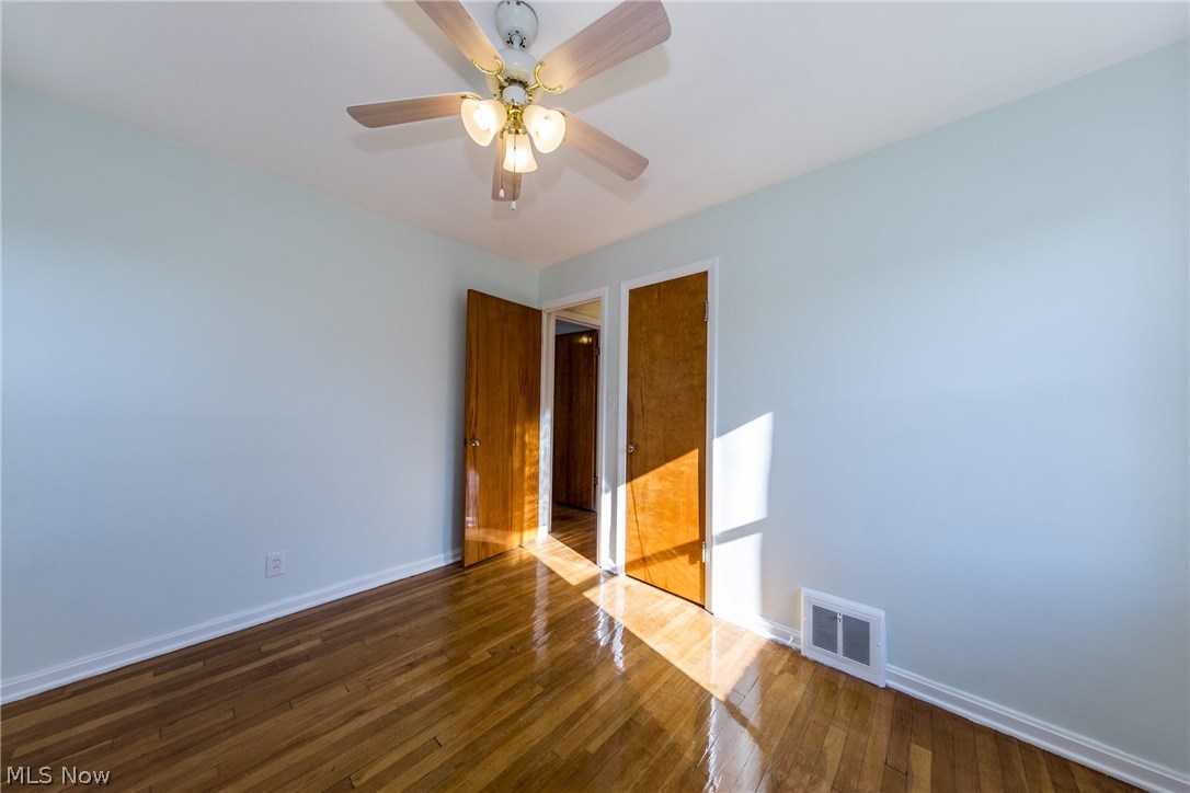 3786 Wallingford Road South Euclid, OH 44121 - Photo 13 of 25
