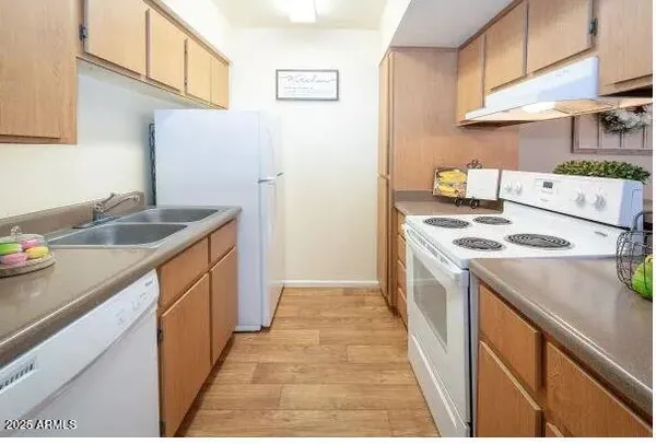 $808 | 5740 North 59th Avenue, Unit 1A, Glendale, AZ 85301