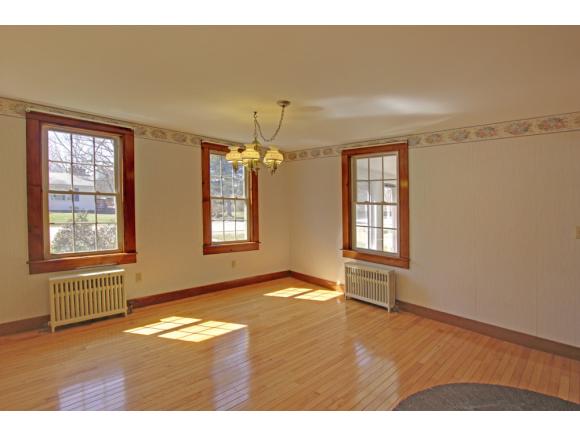 18 Adams Road Kittery, ME 03904 - Photo 6 of 18 Gallery Image 6