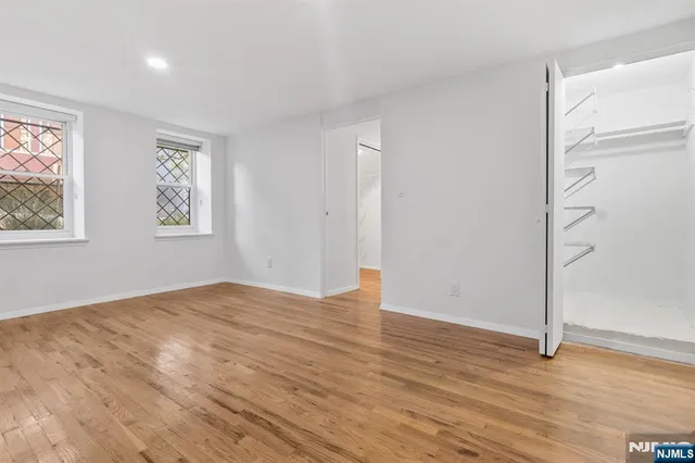 $3,000 | 109 Grand, Unit 1A, Englewood, NJ 07631