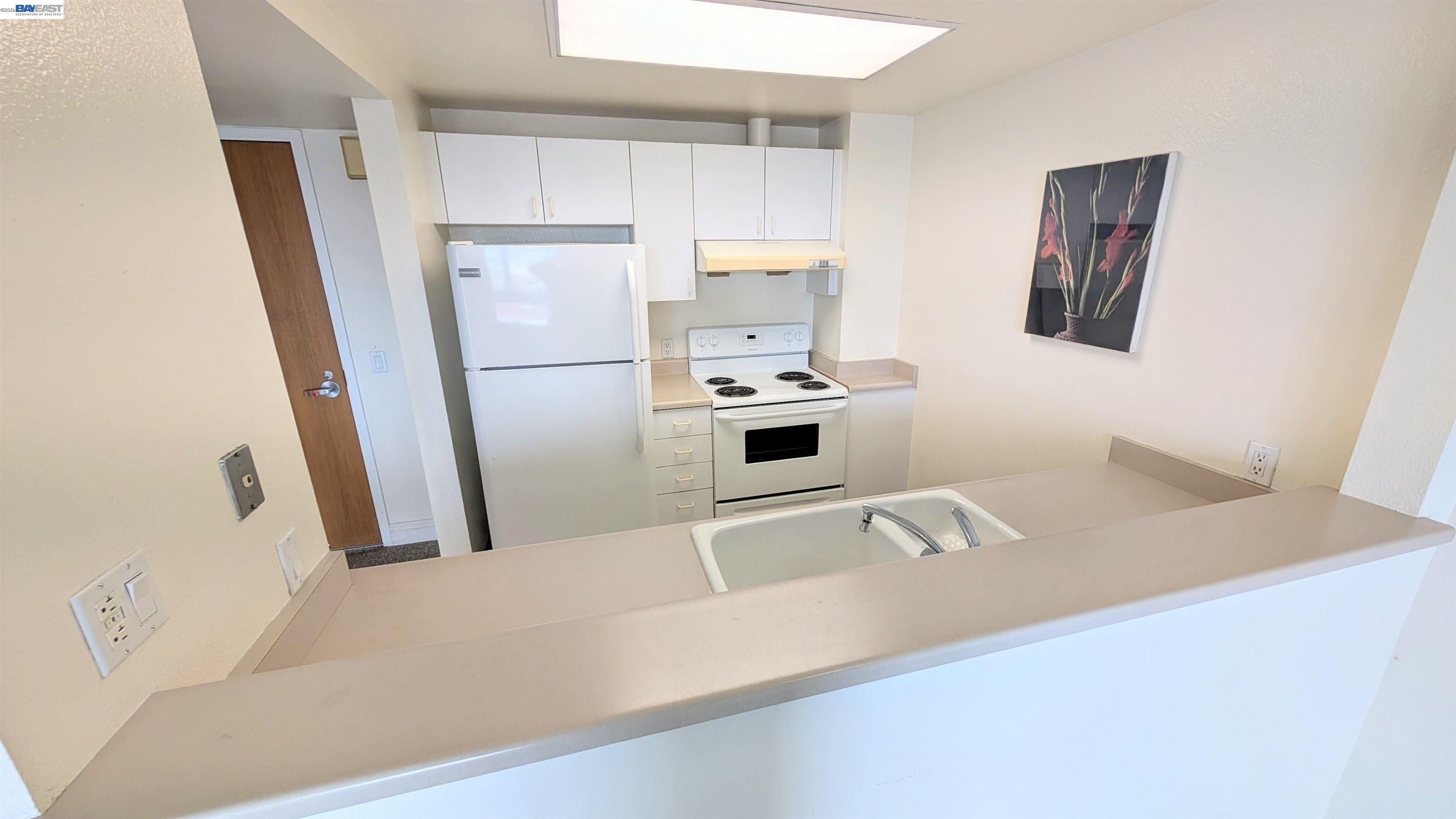 989 Webster Street, Unit 645 Oakland, CA 94607 - Photo 12 of 26