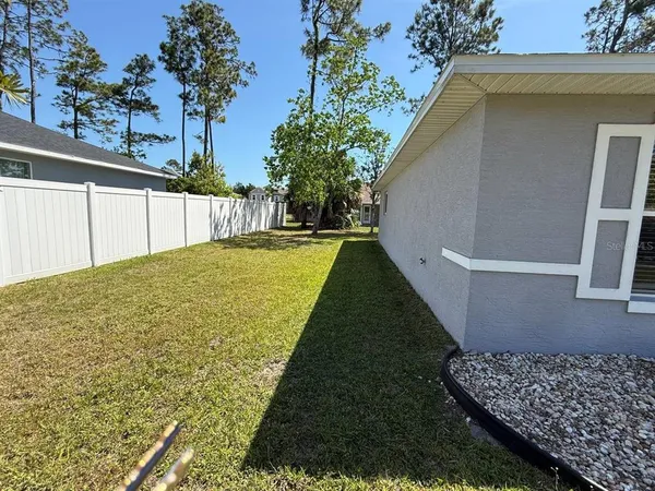 $1,800 | 121 Lindsay Drive, Palm Coast, FL 32137