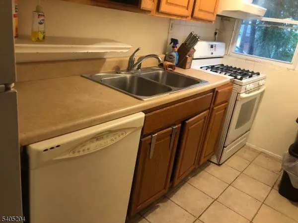 $3,275 | 117 West 3rd Street, South Orange, NJ 07079