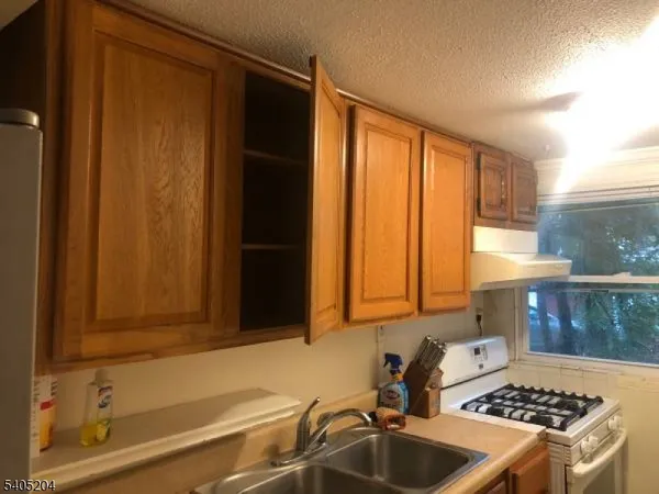 $3,275 | 117 West 3rd Street, South Orange, NJ 07079