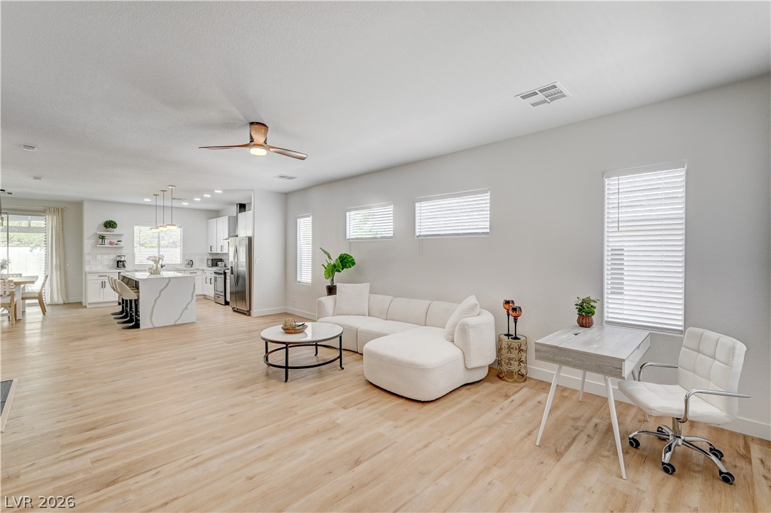 3236 Rushing Waters Place Las Vegas, NV 89135 - Photo 5 of 47