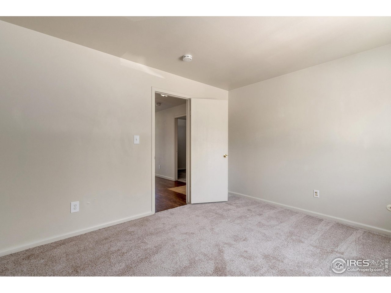 705 East Drake Road, Unit M 46 Fort Collins, CO 80525 - Photo 19 of 27 a view of an empty room