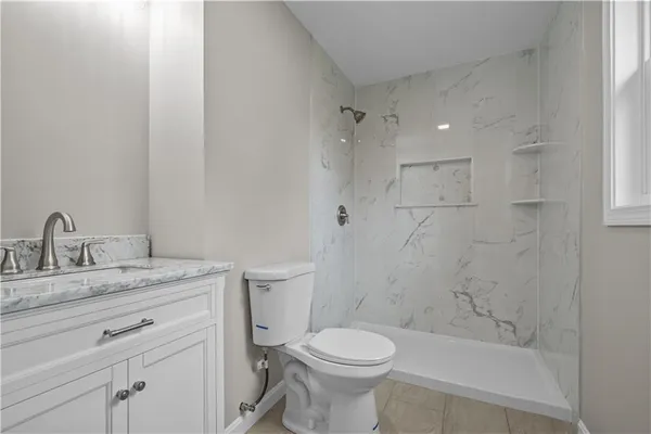 $4,000 | 51 Arrowhead Lane, Portsmouth, RI 02871