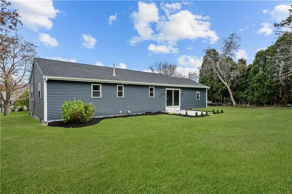 $4,000 | 51 Arrowhead Lane, Portsmouth, RI 02871