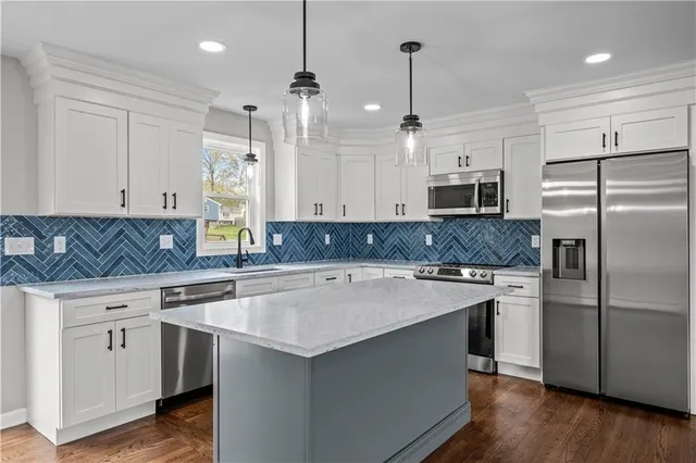 $4,000 | 51 Arrowhead Lane, Portsmouth, RI 02871