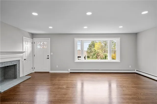 $4,000 | 51 Arrowhead Lane, Portsmouth, RI 02871