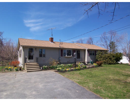 12 Chamberlain Road Sterling, MA 01564 - Photo 1 of 11 Gallery Image 1