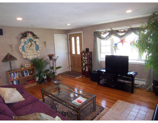 12 Chamberlain Road Sterling, MA 01564 - Photo 9 of 11 Gallery Image 9