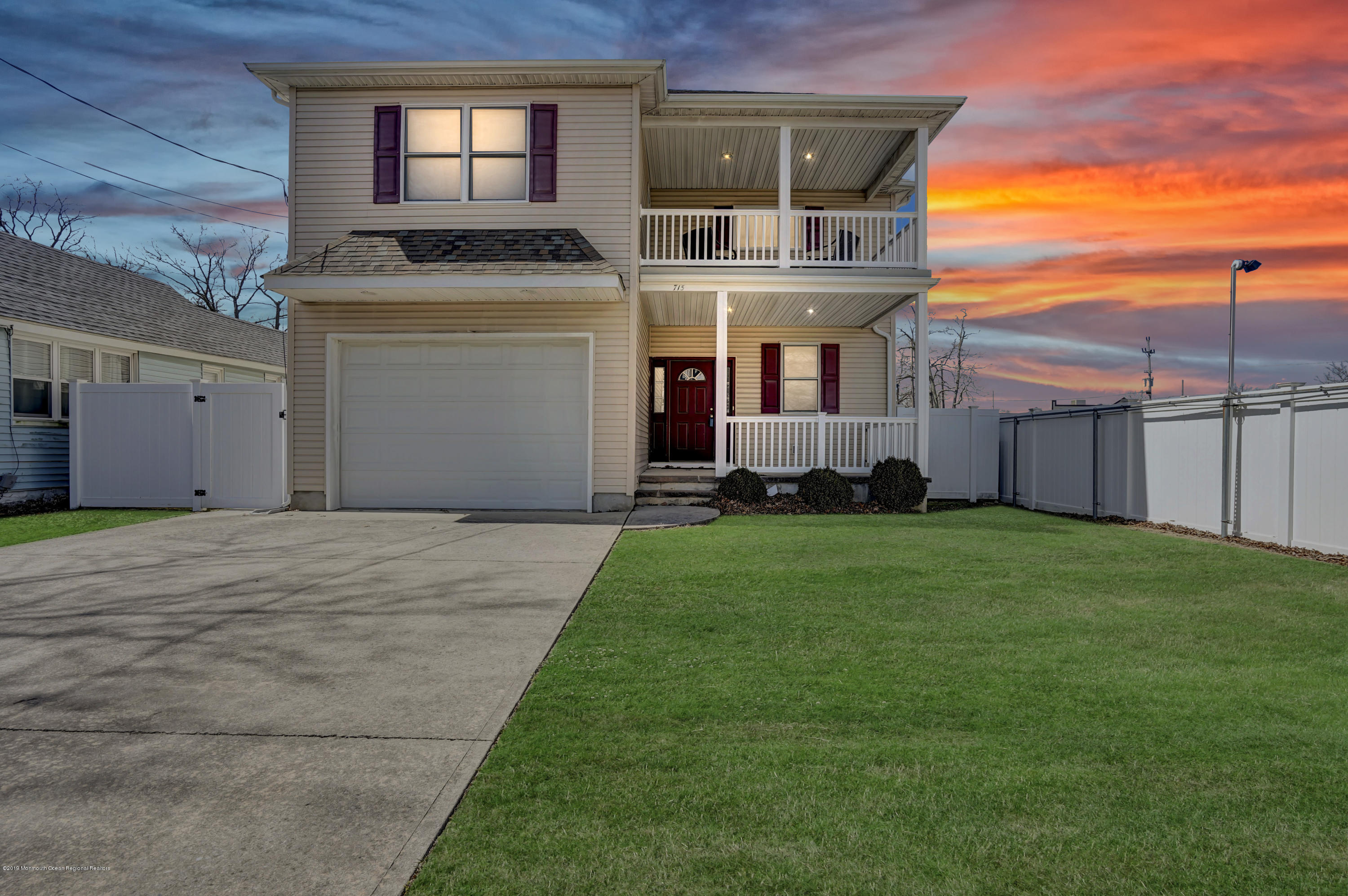 715 Maplewood Road Point Pleasant, NJ 08742 - Photo 1 of 37 0000