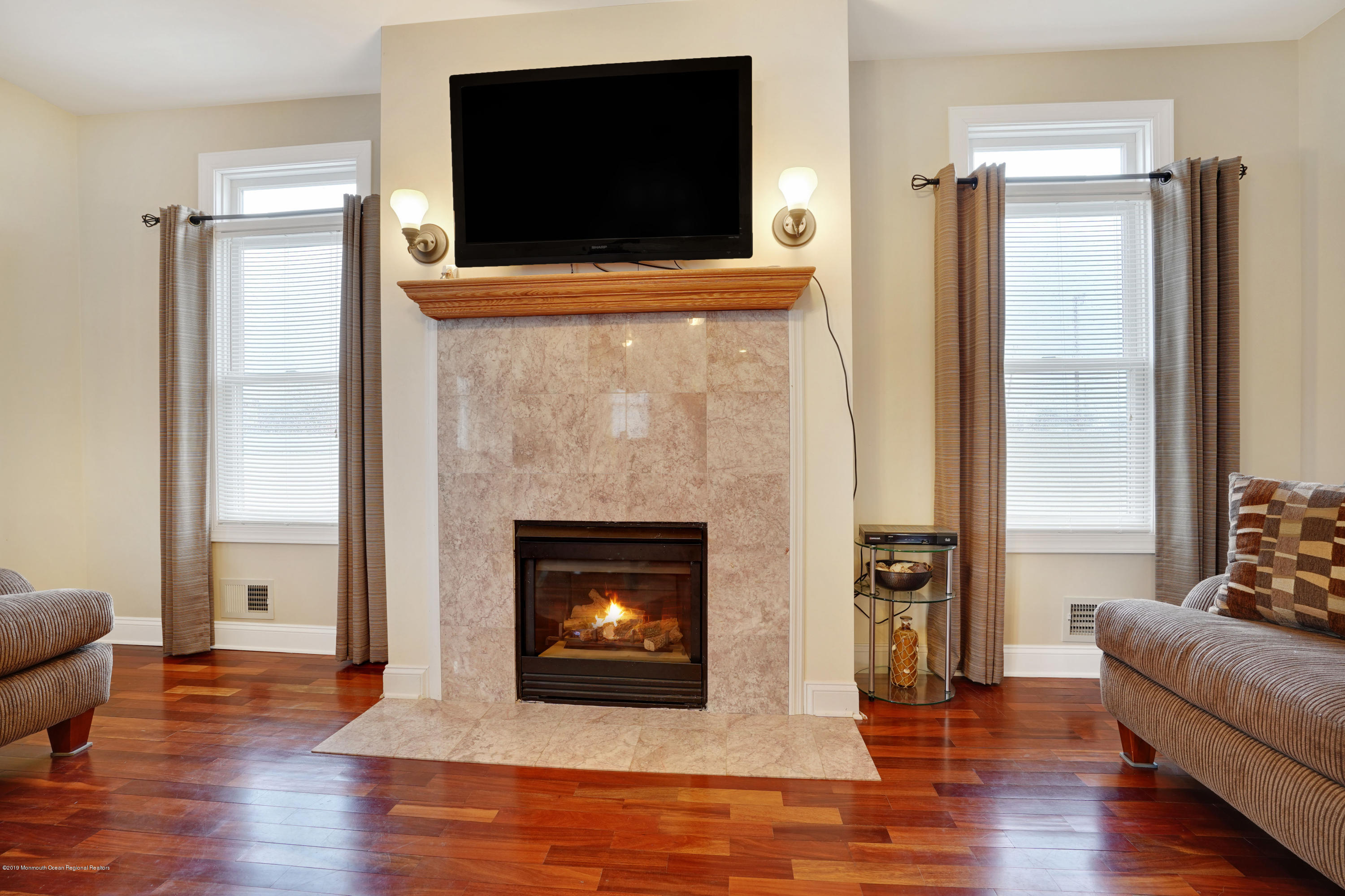 715 Maplewood Road Point Pleasant, NJ 08742 - Photo 17 of 37 016_mjb00046-mjb00050