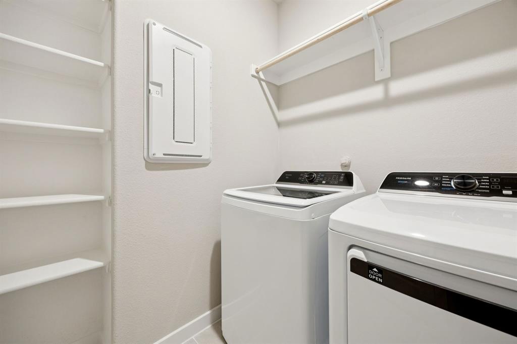 1195 Little Hls Way Lavon, TX 75166 - Photo 23 of 29 a utility room with dryer and washer