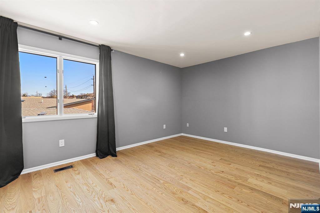 319 Gorge Road, Unit 6 Cliffside Park, NJ 07010 - Photo 13 of 25