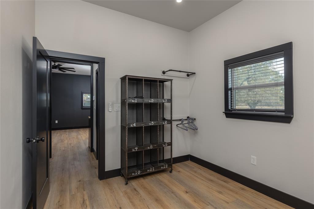 2015 Dobbs Valley Road Mineral Wells, TX 76067 - Photo 22 of 40