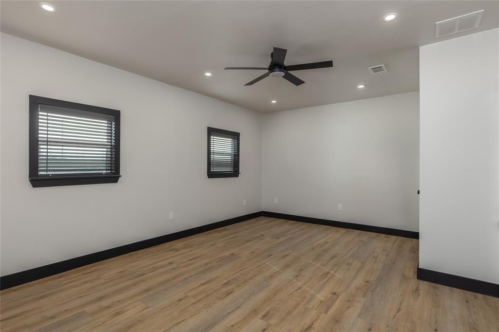 2015 Dobbs Valley Road Mineral Wells, TX 76067 - Photo 23 of 40