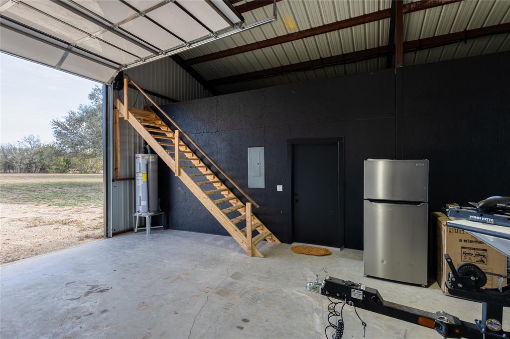 2015 Dobbs Valley Road Mineral Wells, TX 76067 - Photo 4 of 40