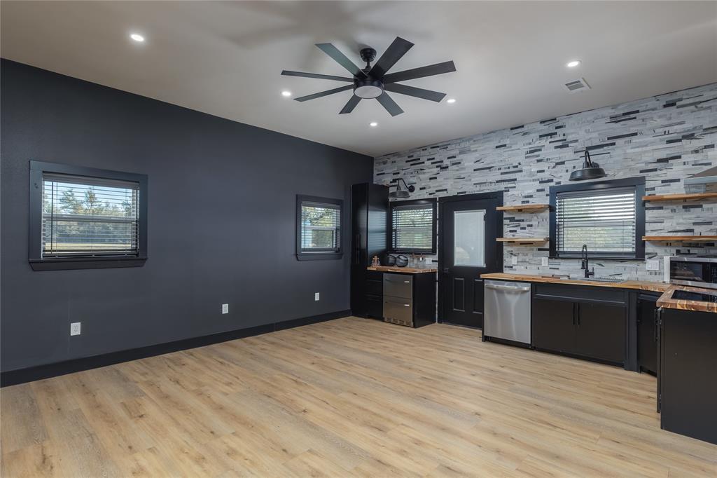 2015 Dobbs Valley Road Mineral Wells, TX 76067 - Photo 9 of 40