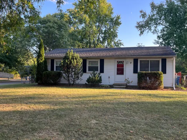 $2,600 | 7 Metroview Court, Ann Arbor, MI 48108