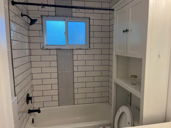 $2,400 | 7 Metroview Court, Ann Arbor, MI 48108