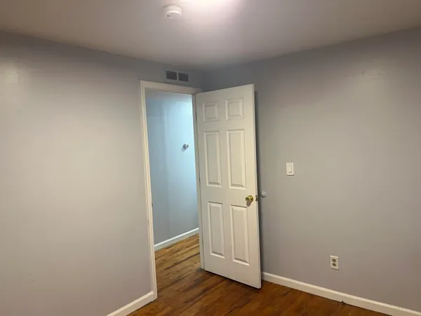 $2,400 | 7 Metroview Court, Ann Arbor, MI 48108